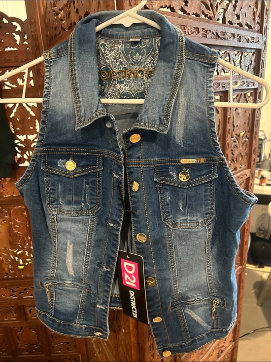 District Tops - District Denim Vest in Blue